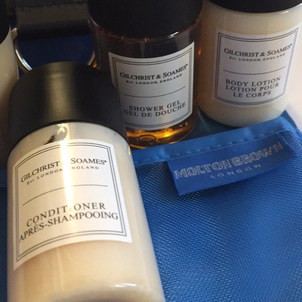 NWOT 6-piece-Small travel bag NEW bath, body,hair​